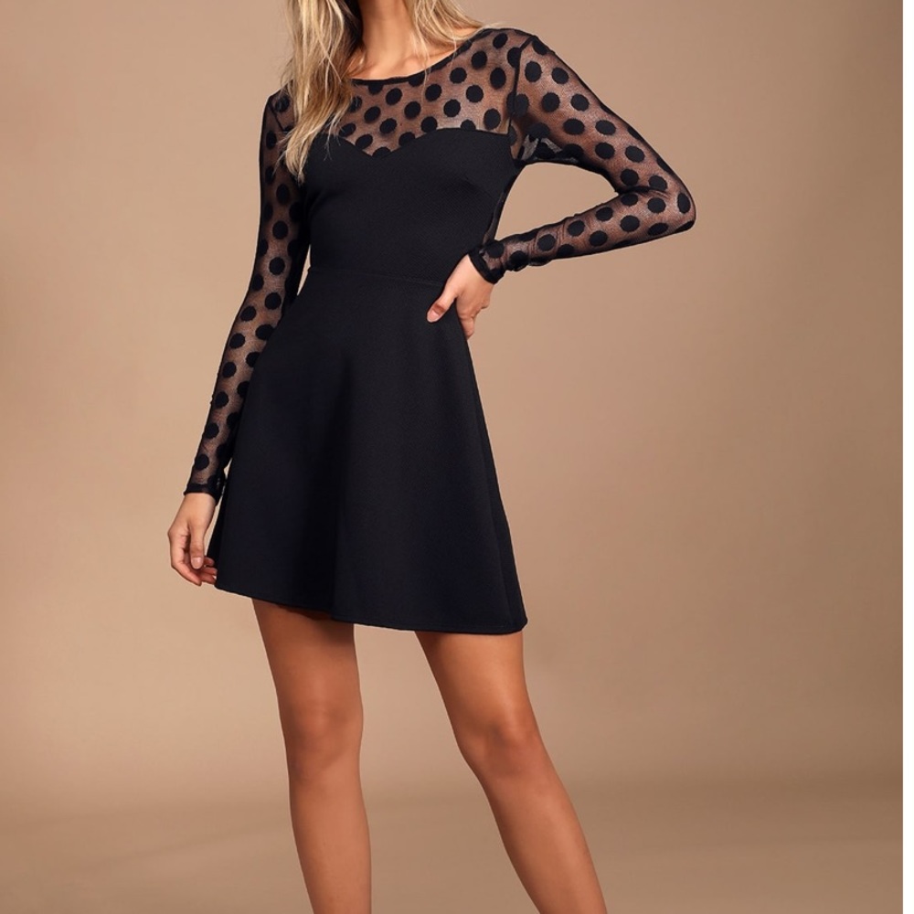 Black long sleeve dress